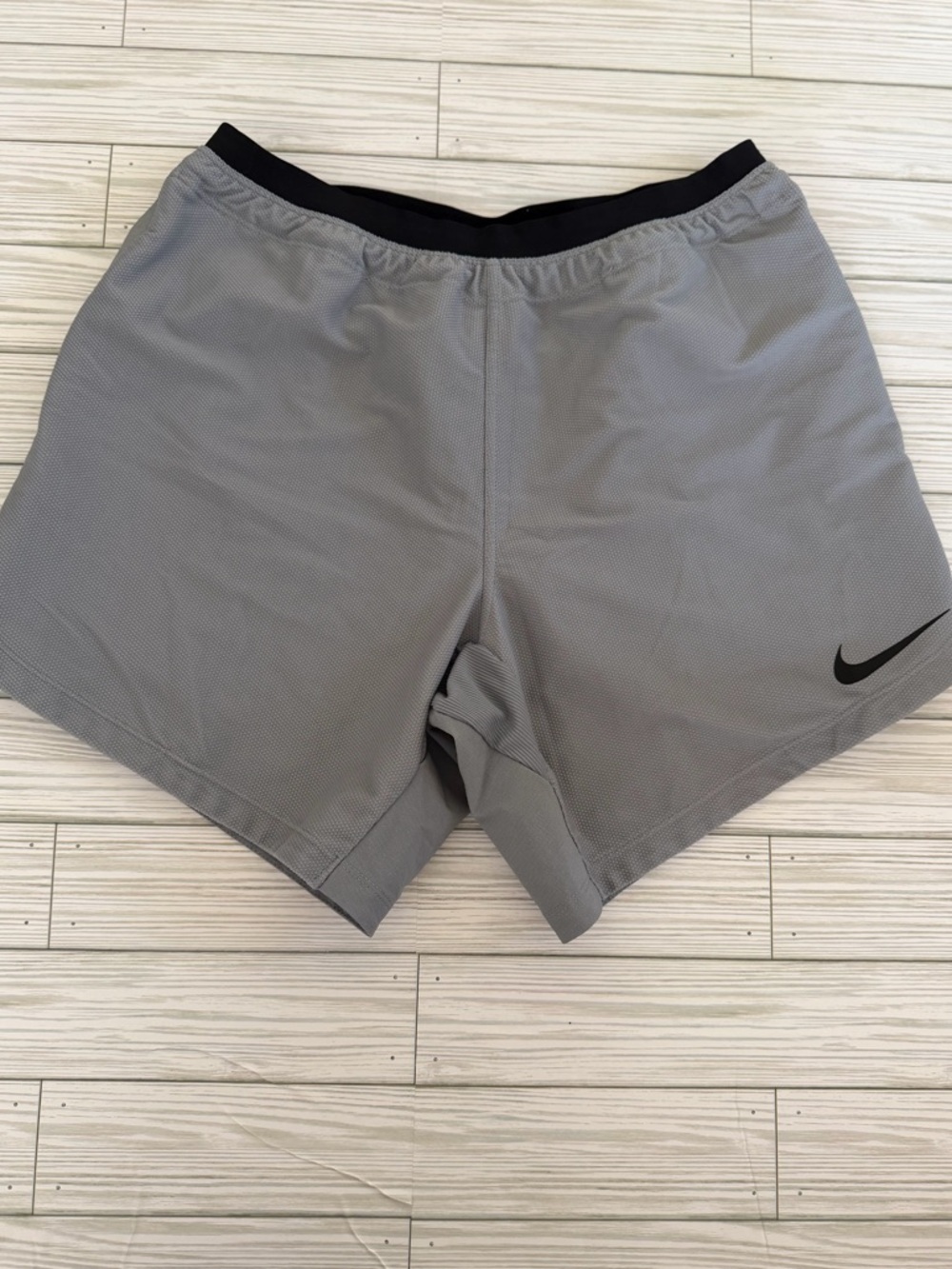 Nike | Light Gray Dri-FIT Pro Flex Rep Shorts - Size Medium